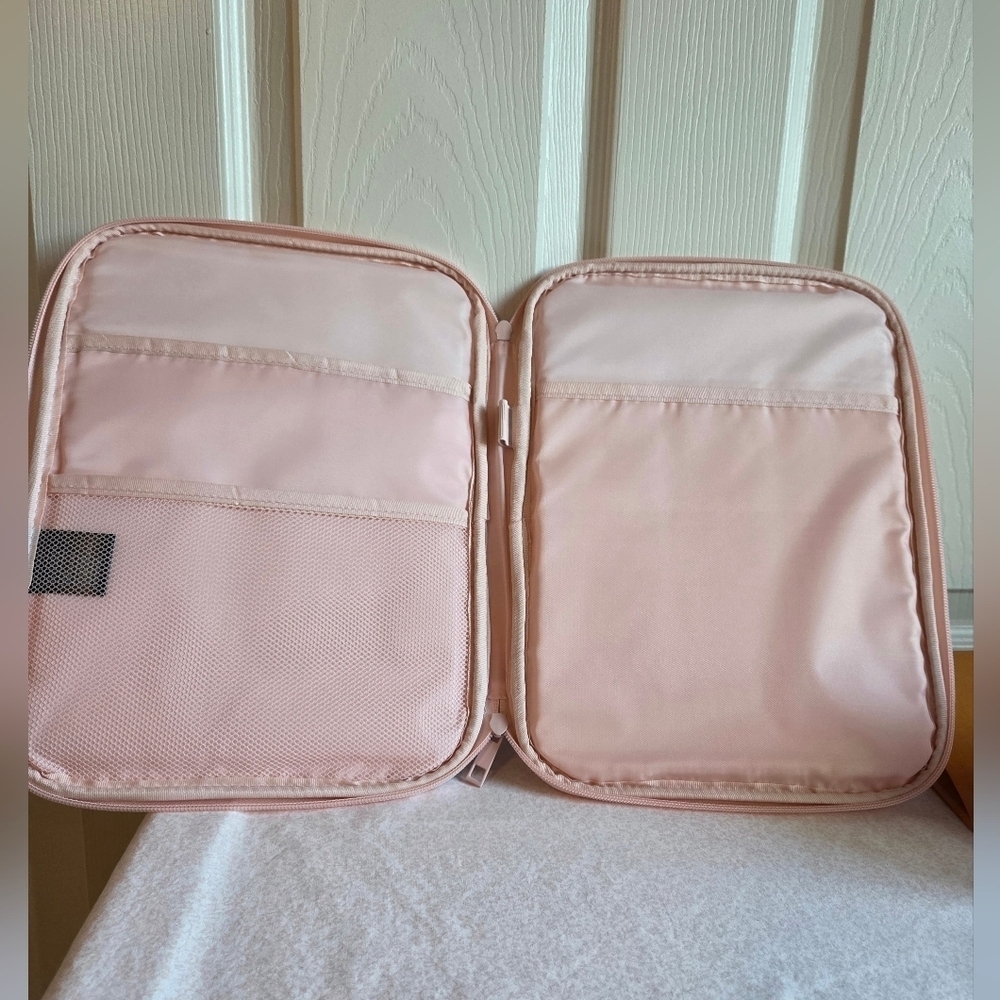 Blush Pink Zip Tablet Pouch β Laptop Case 13β³ - Picture 6 of 8